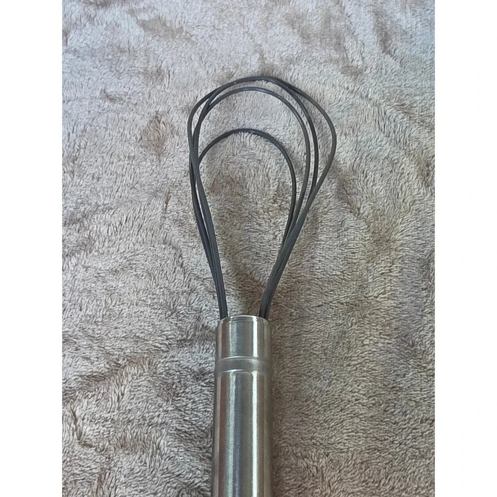 Pampered Chef Silicone Coated Balloon Whisk Stainless Steel Handle Silver Gray